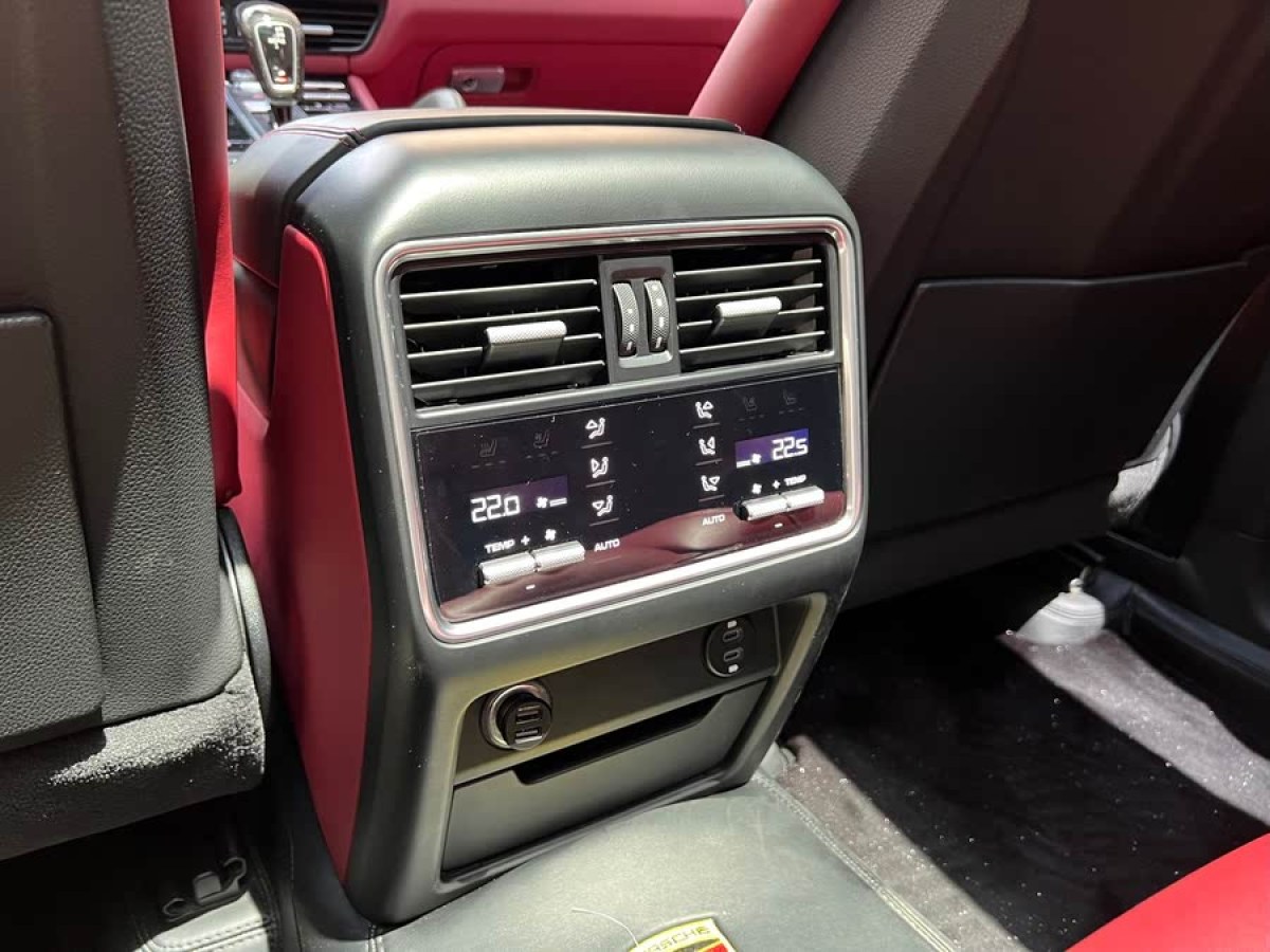 保時(shí)捷 Cayenne  2019款 Cayenne 3.0T圖片