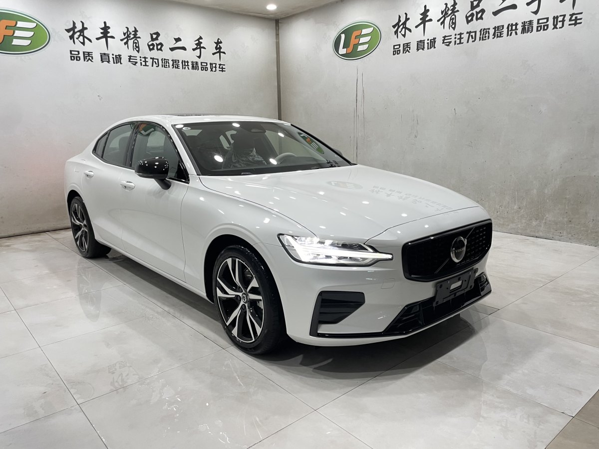 沃爾沃 S60L  2024款 B4 智遠豪華版圖片