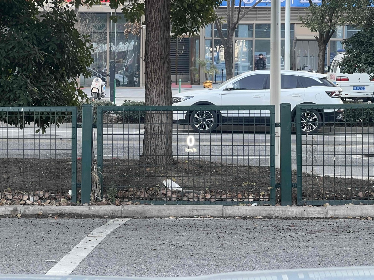 銀河 銀河L7  2024款 1.5T 115km 星艦 龍騰版圖片