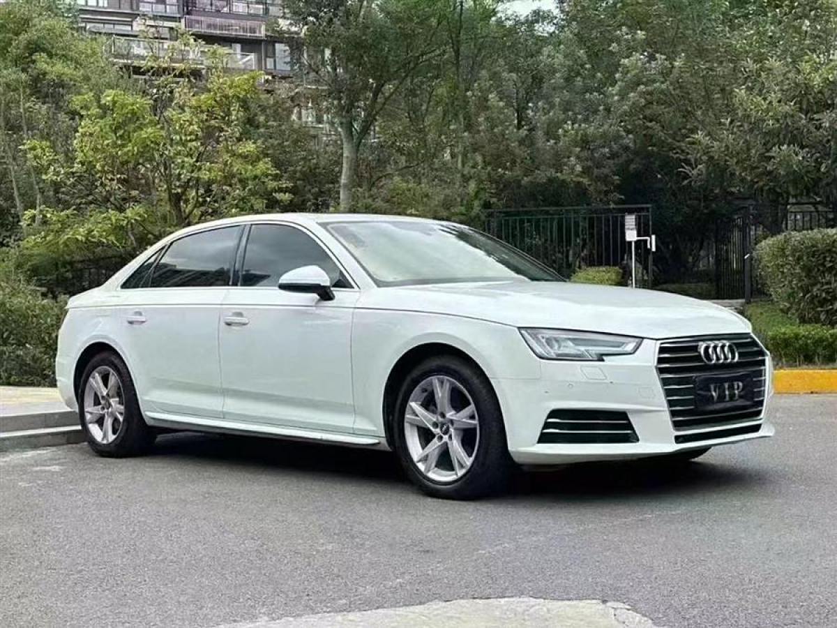 奧迪 奧迪A4L  2018款 30周年年型 40 TFSI 進取型圖片