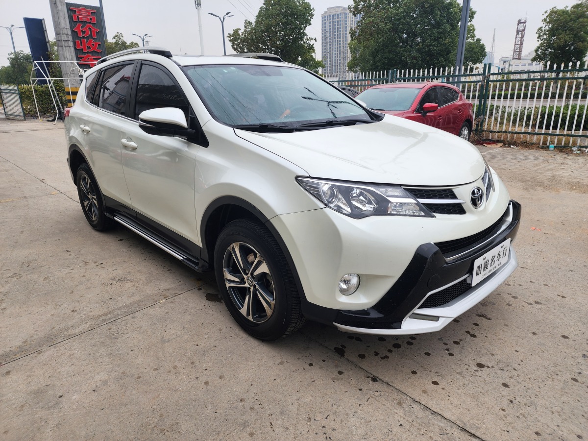 豐田 RAV4  2018款 榮放 2.0L CVT兩驅(qū)風(fēng)尚版圖片