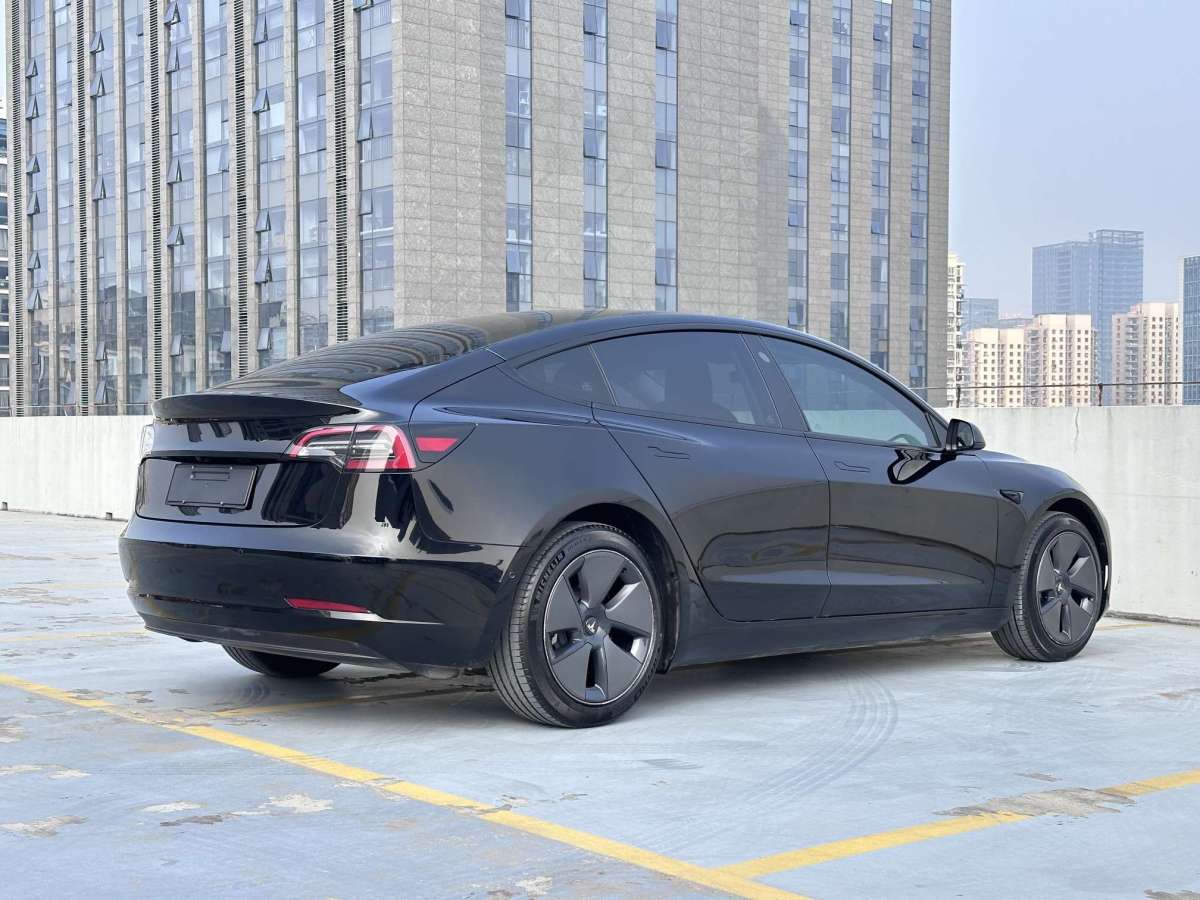 特斯拉 Model Y  2022款 改款 后輪驅(qū)動版圖片