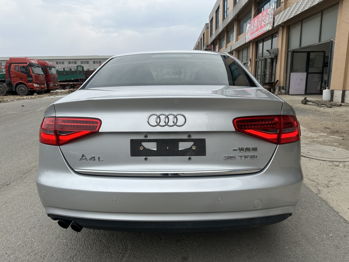 奧迪 奧迪A4L  2013款 35 TFSI 自動標準型圖片