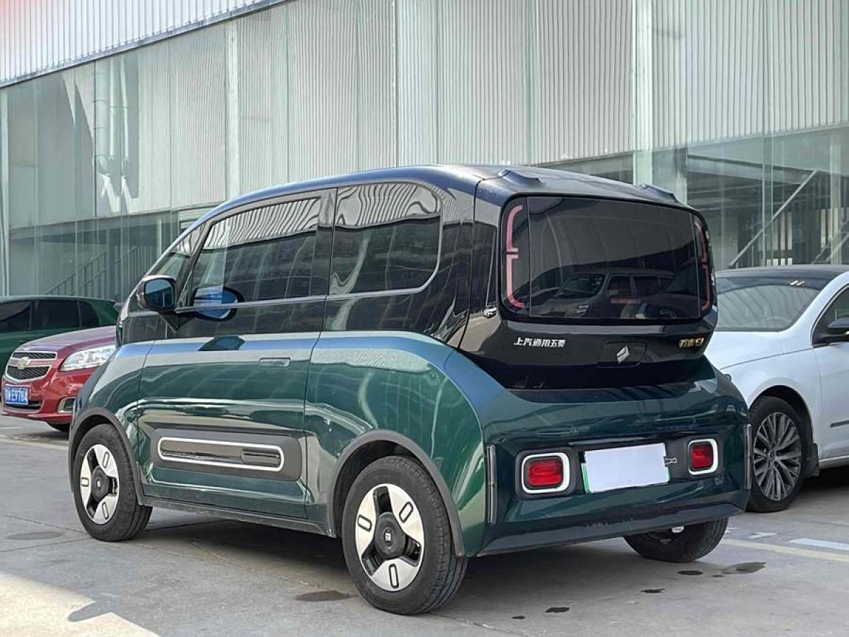 寶駿 寶駿KiWi EV  2022款 設(shè)計(jì)師輕享版 三元鋰圖片