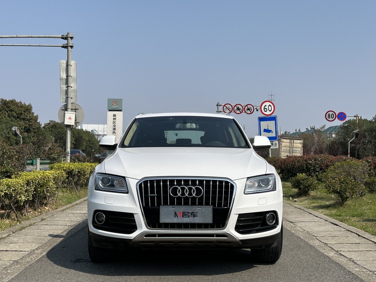 2014年4月奧迪 奧迪Q5  2013款 40 TFSI 進(jìn)取型