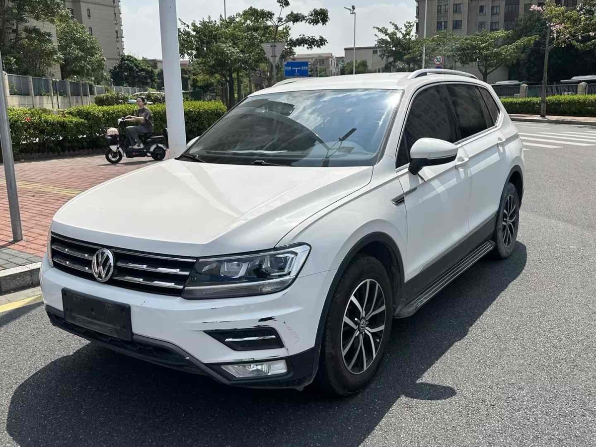 大眾 途觀L  2017款 330TSI 自動(dòng)兩驅(qū)舒適版圖片