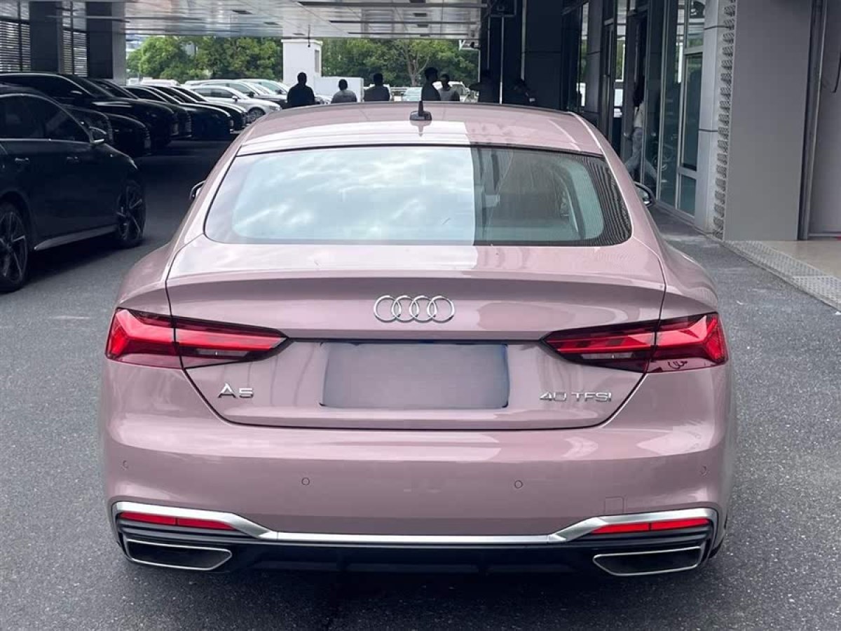 奧迪 奧迪A5  2024款 Sportback 40 TFSI 時(shí)尚動(dòng)感型圖片