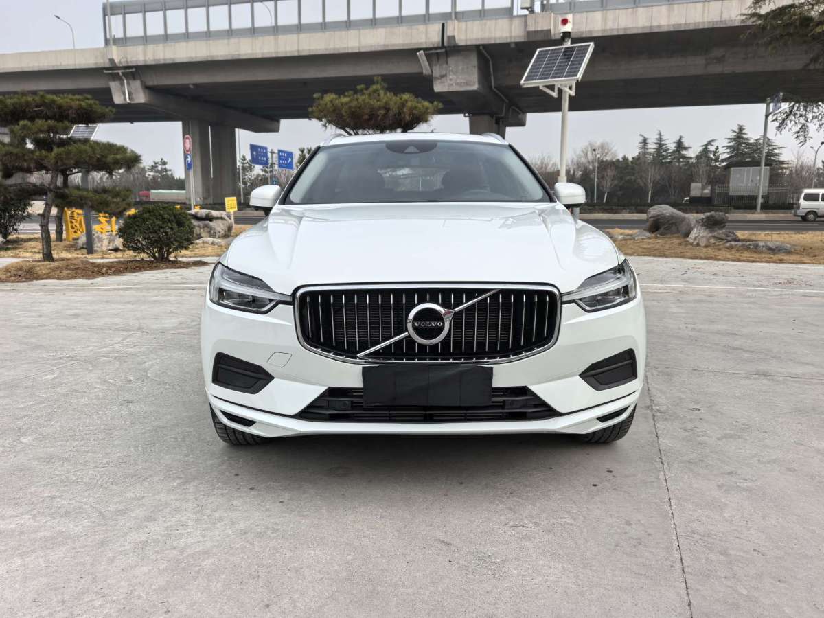 2020年6月沃爾沃 XC60  2020款 T5 四驅(qū)智遠豪華版