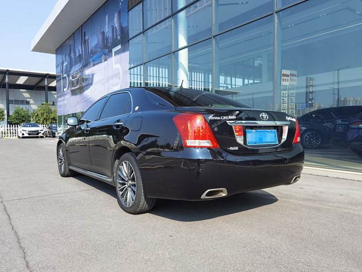 2010年3月豐田 皇冠  2010款 3.0L Royal Saloon VIP