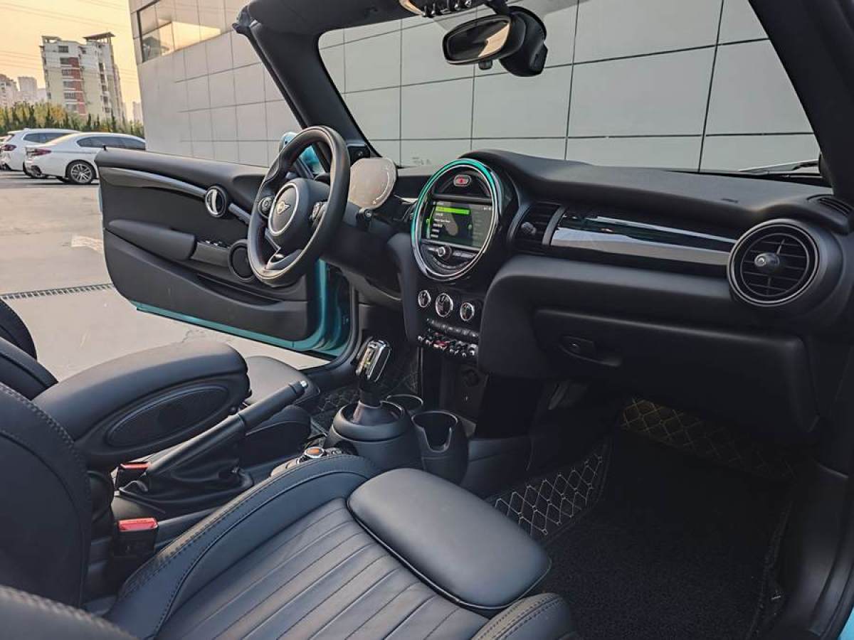 MINI MINI  2021款 2.0T COOPER S CABRIO 藝術(shù)家圖片