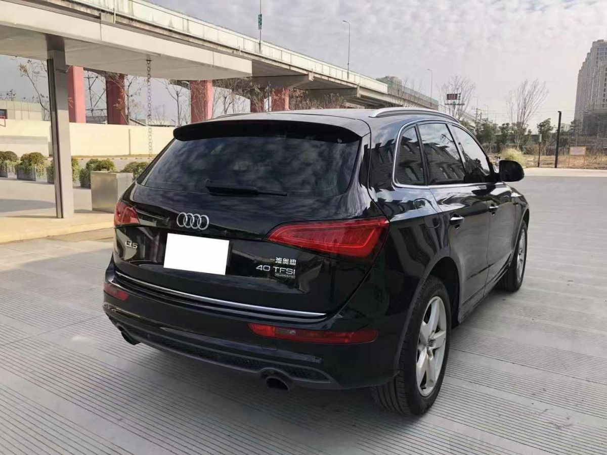 奧迪 奧迪Q5  2017款 Q5 2.0T FSI Premium Plus 美規(guī)版圖片