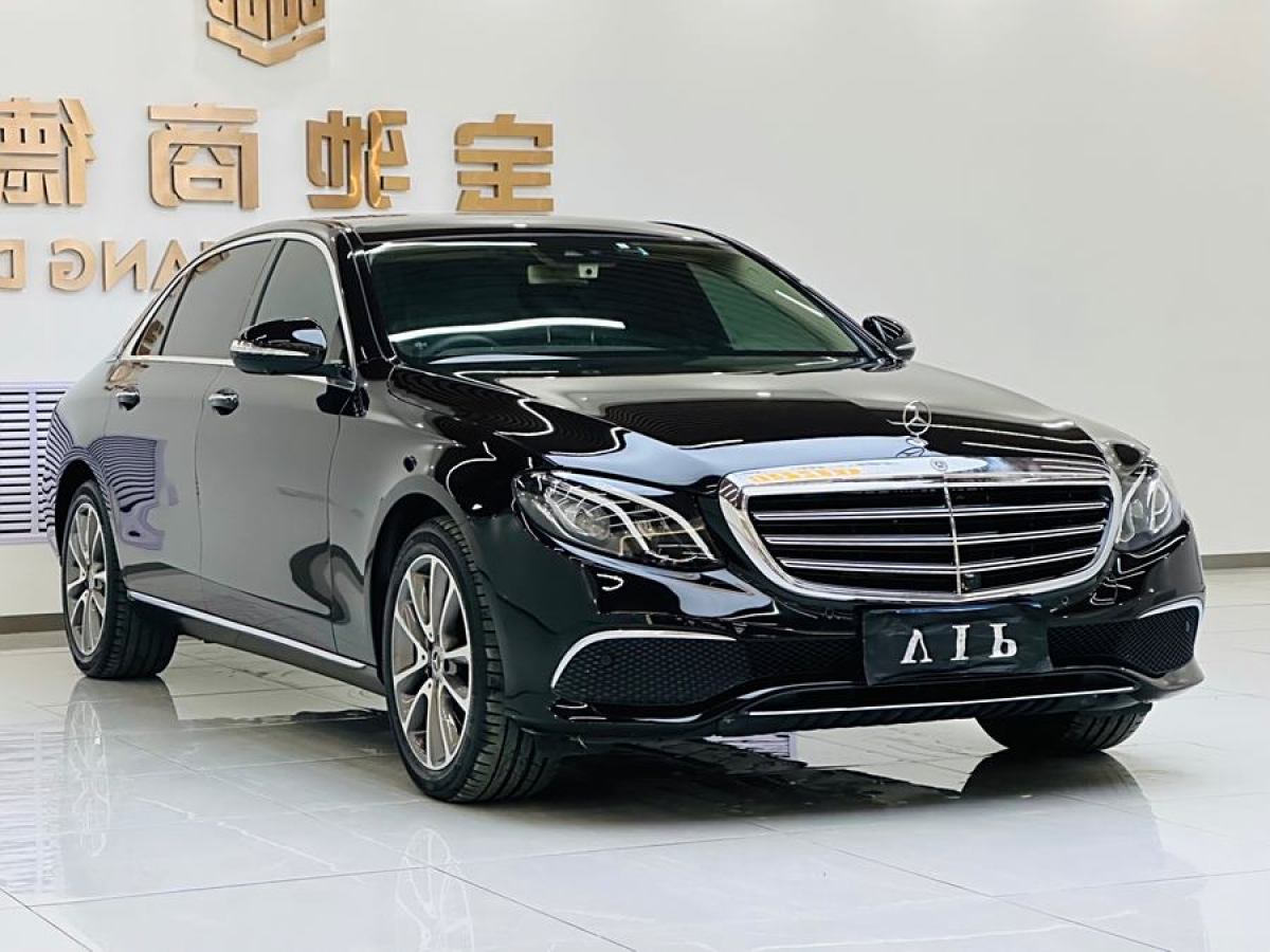 奔馳 奔馳E級(jí)  2019款 改款 E 300 L 豪華型圖片