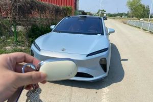 蔚來EC6 蔚來 100kWh