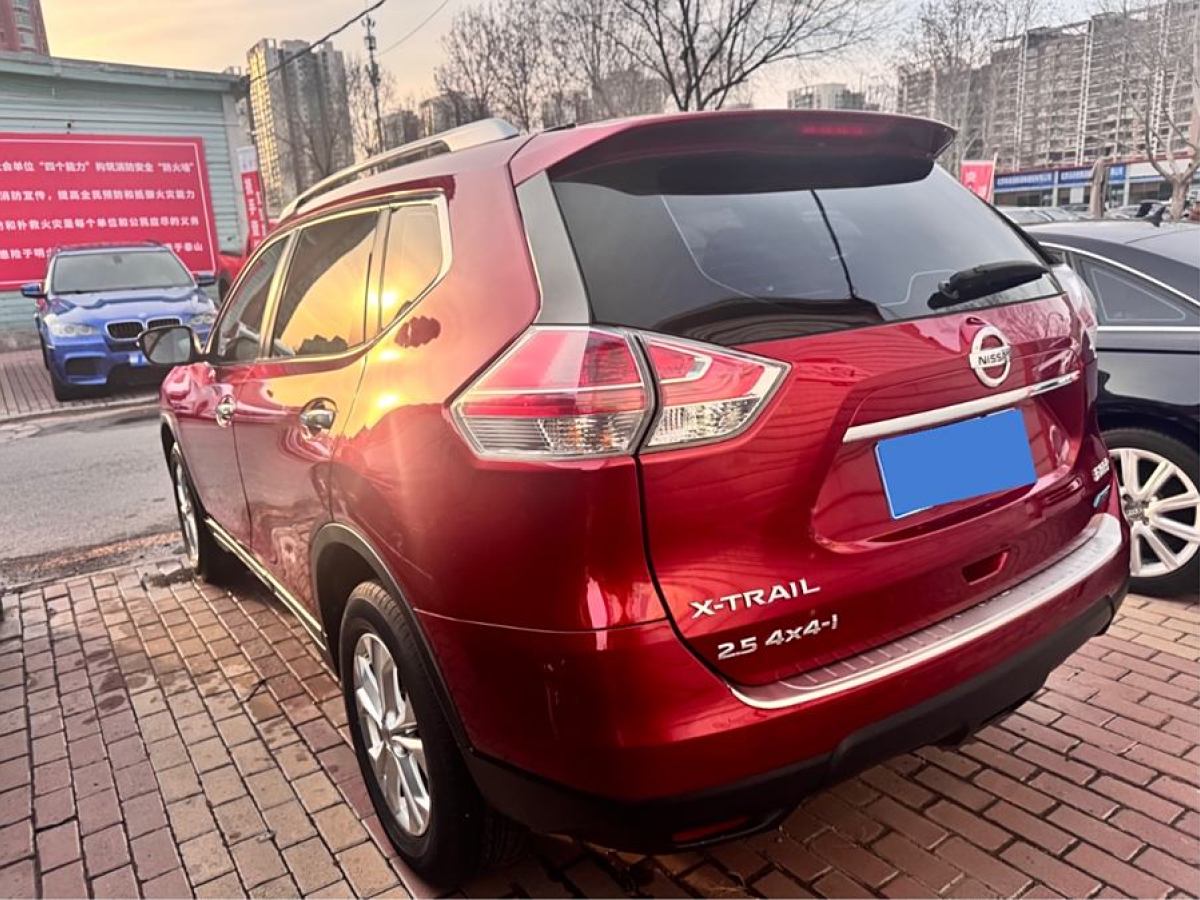 日產(chǎn) 奇駿  2014款 2.5L CVT豪華版 4WD圖片