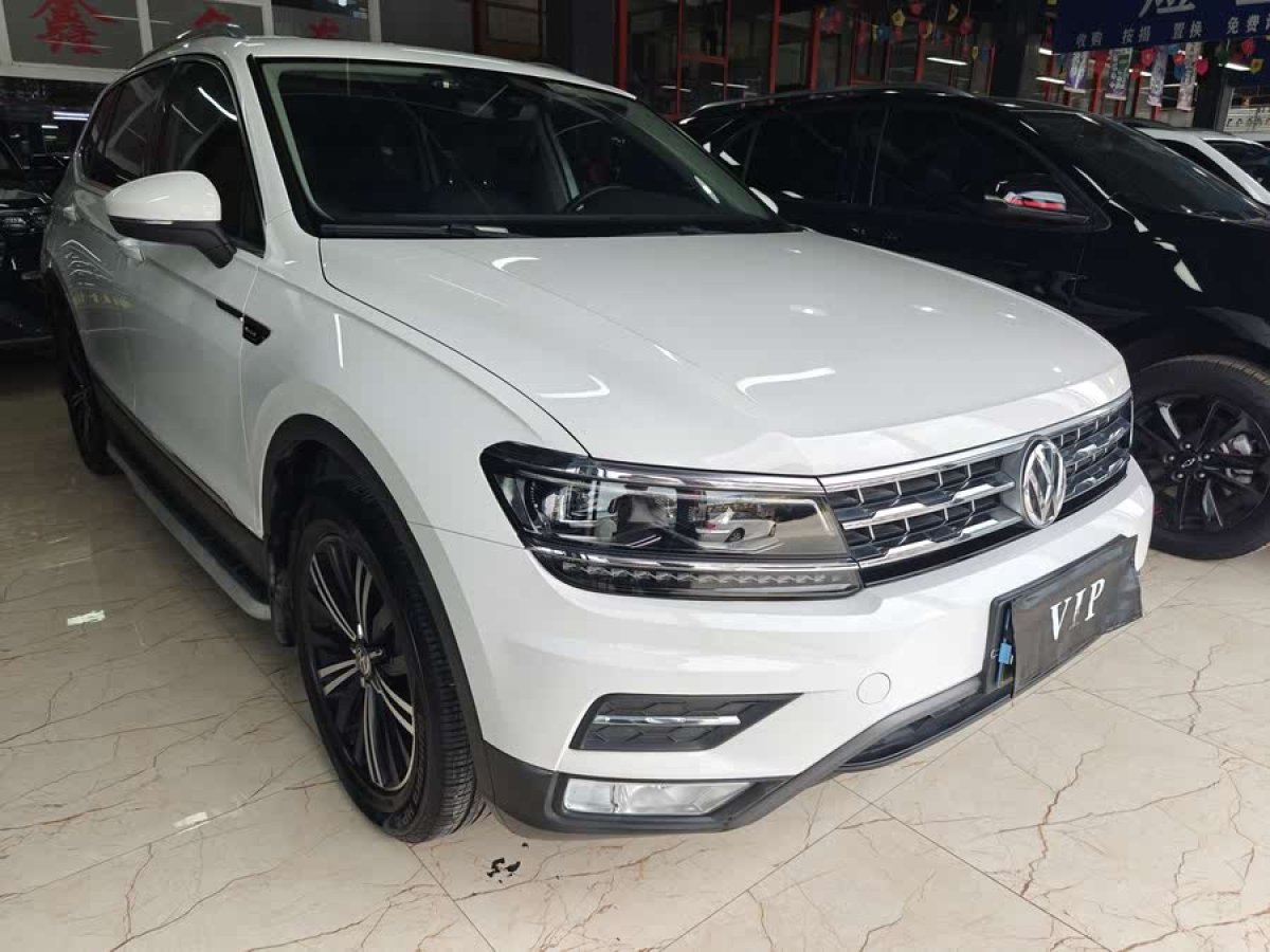 大眾 途觀L  2017款 380TSI 自動(dòng)四驅(qū)豪華版圖片