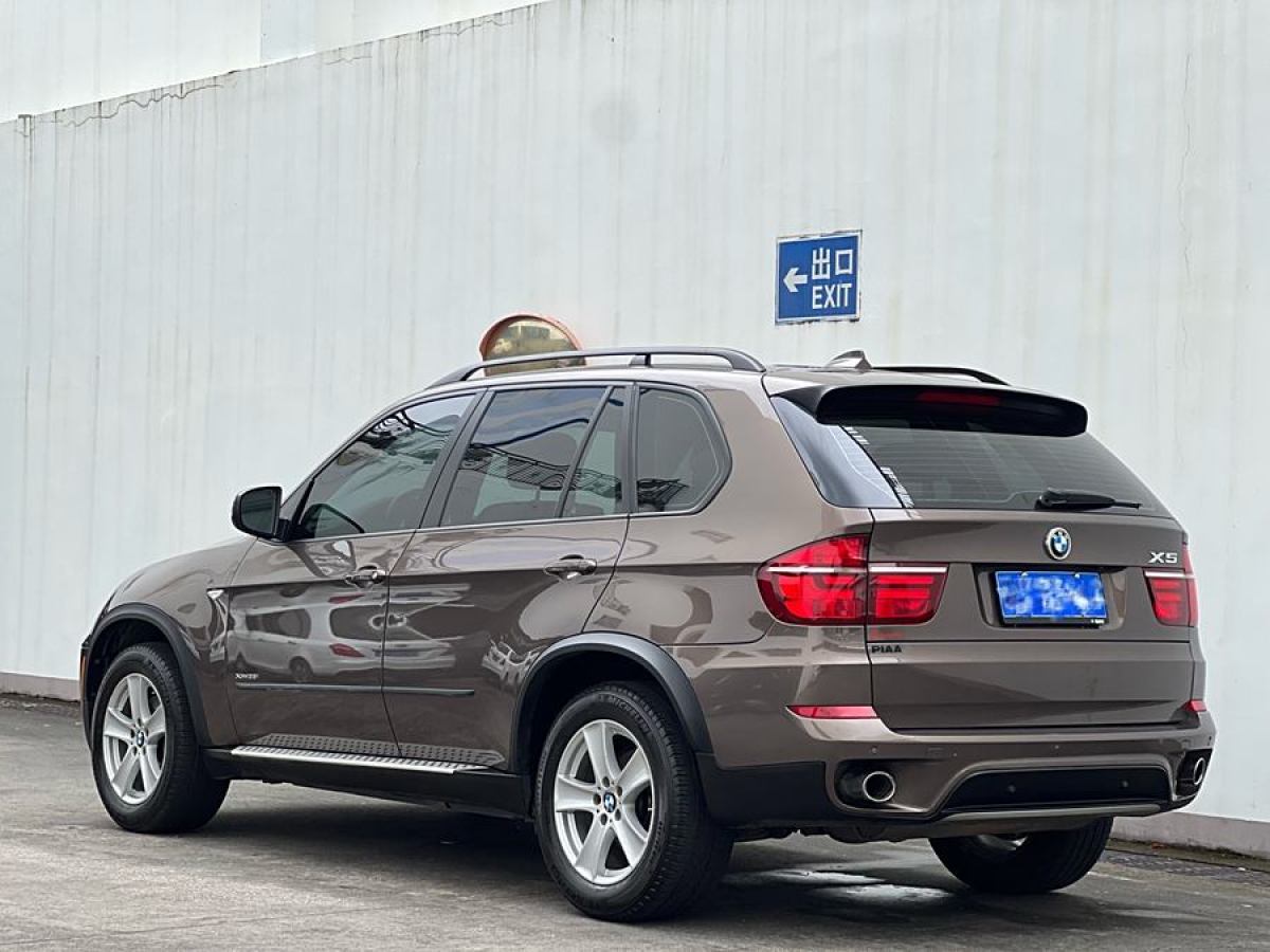 寶馬 寶馬X5  2011款 xDrive35i 領(lǐng)先型圖片