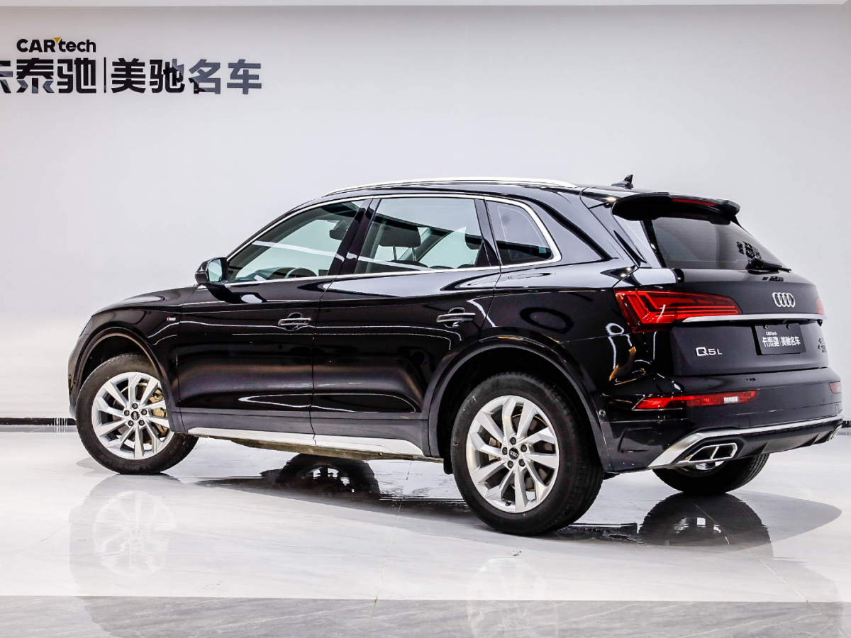 奥迪 Q5L 2022款 40T 豪华动感型图片