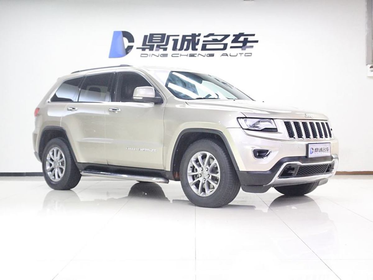 Jeep 大切諾基  2015款 3.0TD 柴油 舒享導(dǎo)航版圖片