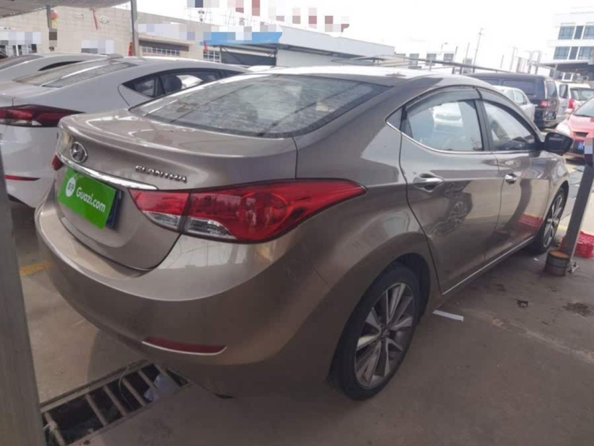現(xiàn)代 朗動(dòng)  2015款 1.6L 自動(dòng)尊貴型圖片
