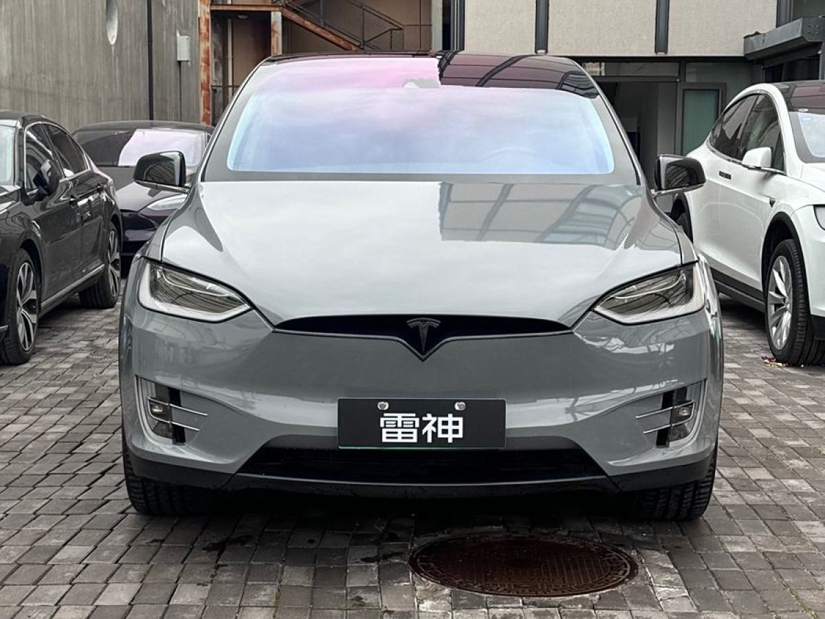 特斯拉 Model X  2016款 Model X 90D圖片