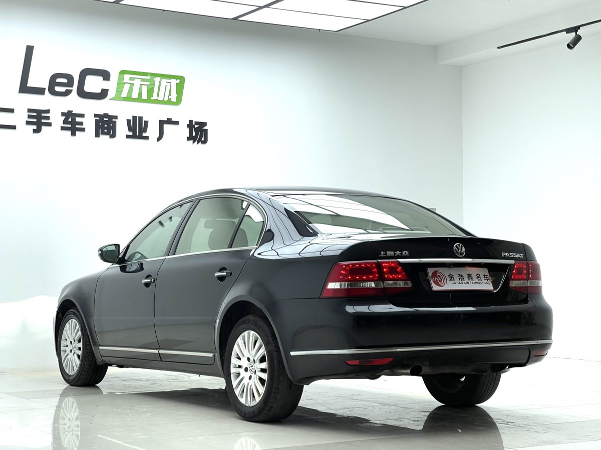 大眾 Passat領(lǐng)馭  2011款 2.0L 手動尊品型圖片