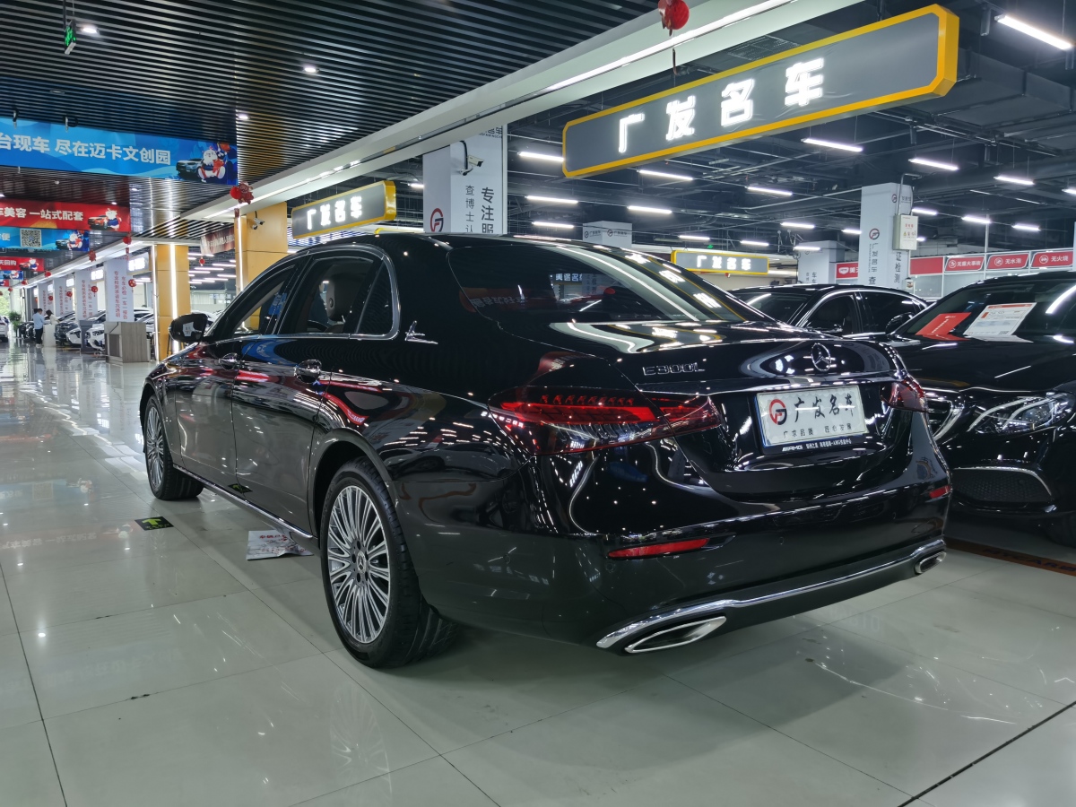 奔馳 奔馳E級  2022款 改款 E 300 L 豪華型圖片