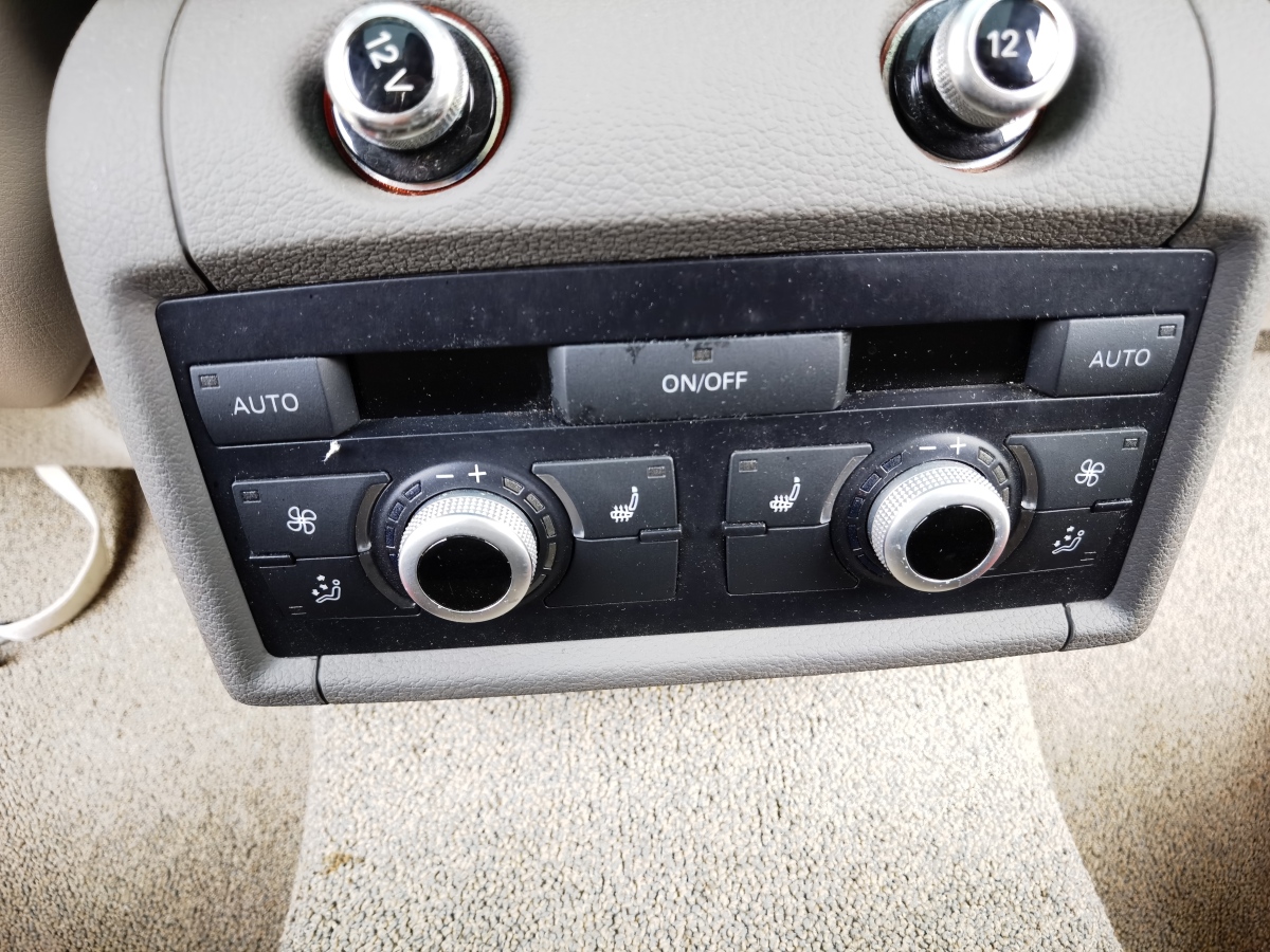 奧迪 奧迪Q7  2014款 35 TFSI 越野型圖片