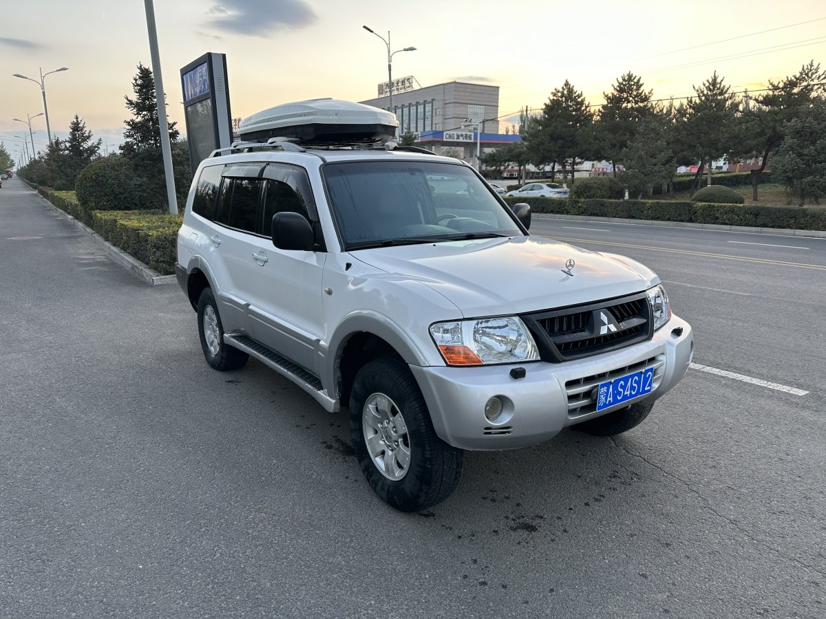 三菱 帕杰羅  2004款 V73 3.0L GLS圖片