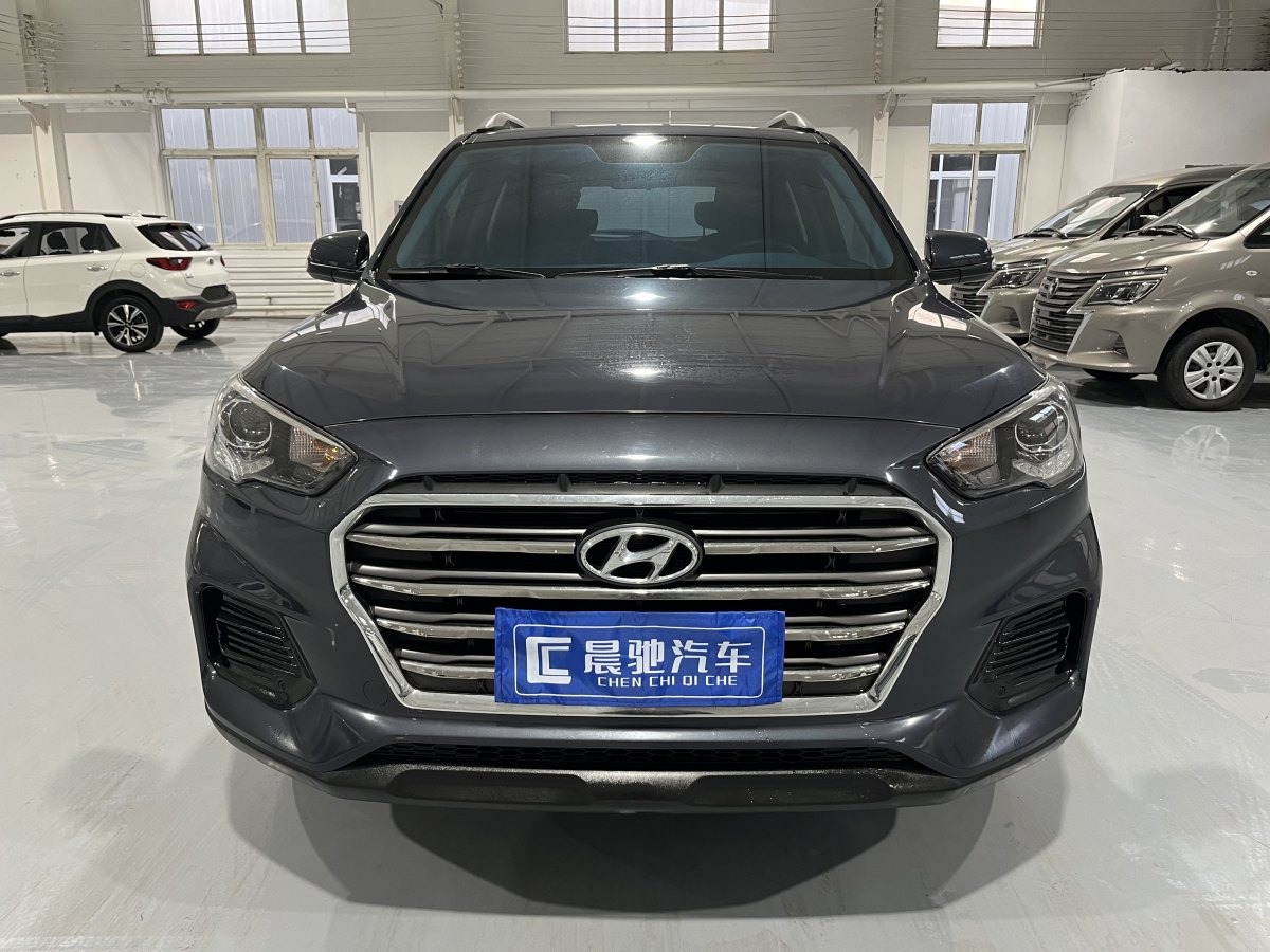 現(xiàn)代 ix35  2020款 2.0L 自動(dòng)兩驅(qū)智勇?暢享版圖片