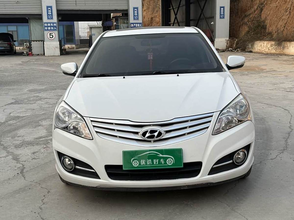 現(xiàn)代 悅動  2011款 1.6L 自動豪華型圖片