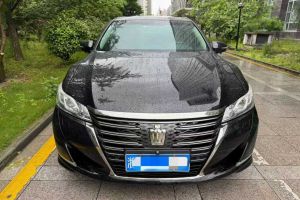 皇冠 豐田 2.0T 先鋒版