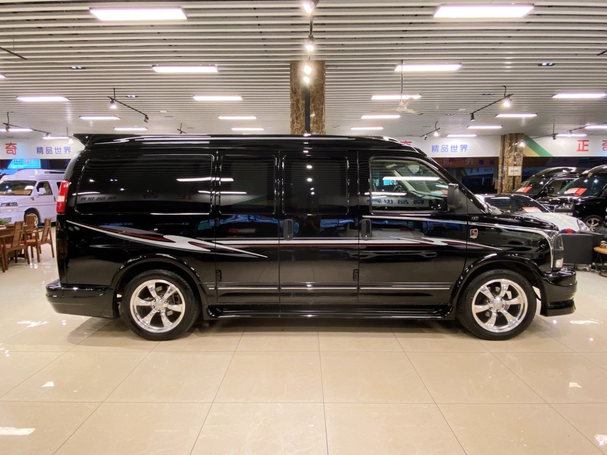 GMC SAVANA  2013款 5.3L 1500運(yùn)動版圖片