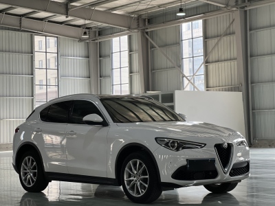 2018年04月 阿爾法·羅密歐 Stelvio 2.0T 280HP 豪華版圖片