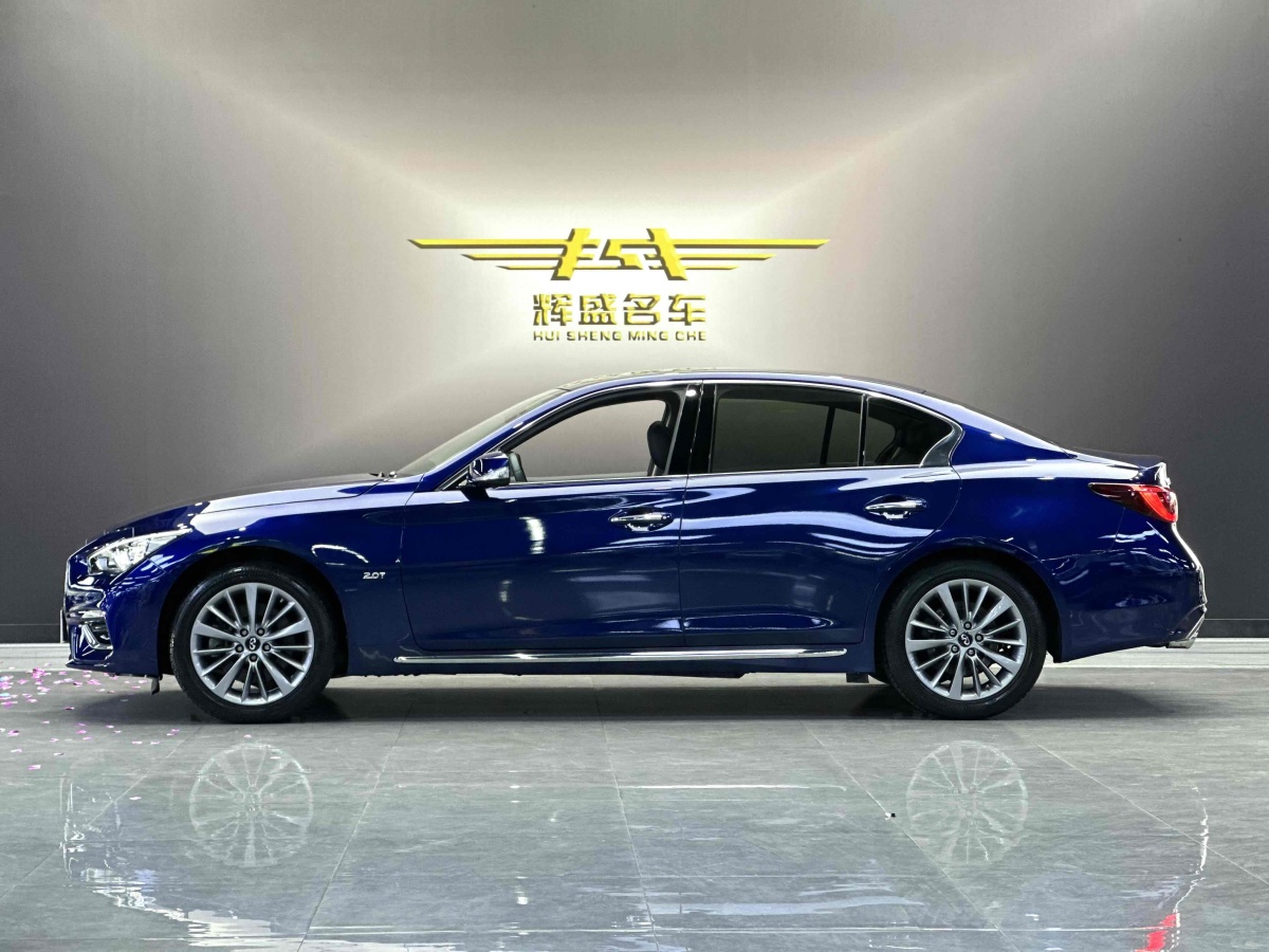 英菲尼迪 Q50L  2018款 2.0T 進(jìn)享版 國(guó)VI圖片