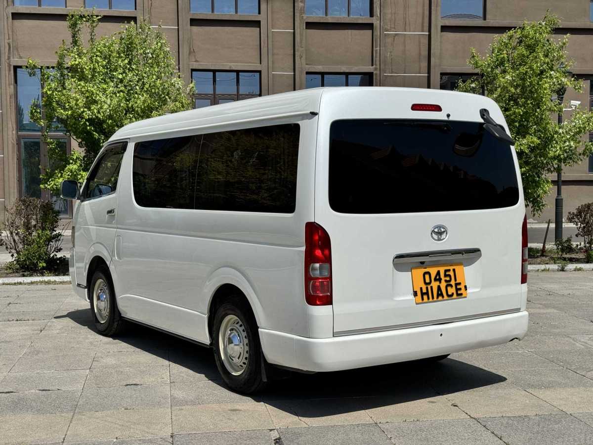 豐田 HIACE  2011款 2.7L手動(dòng)標(biāo)準(zhǔn)版10座圖片