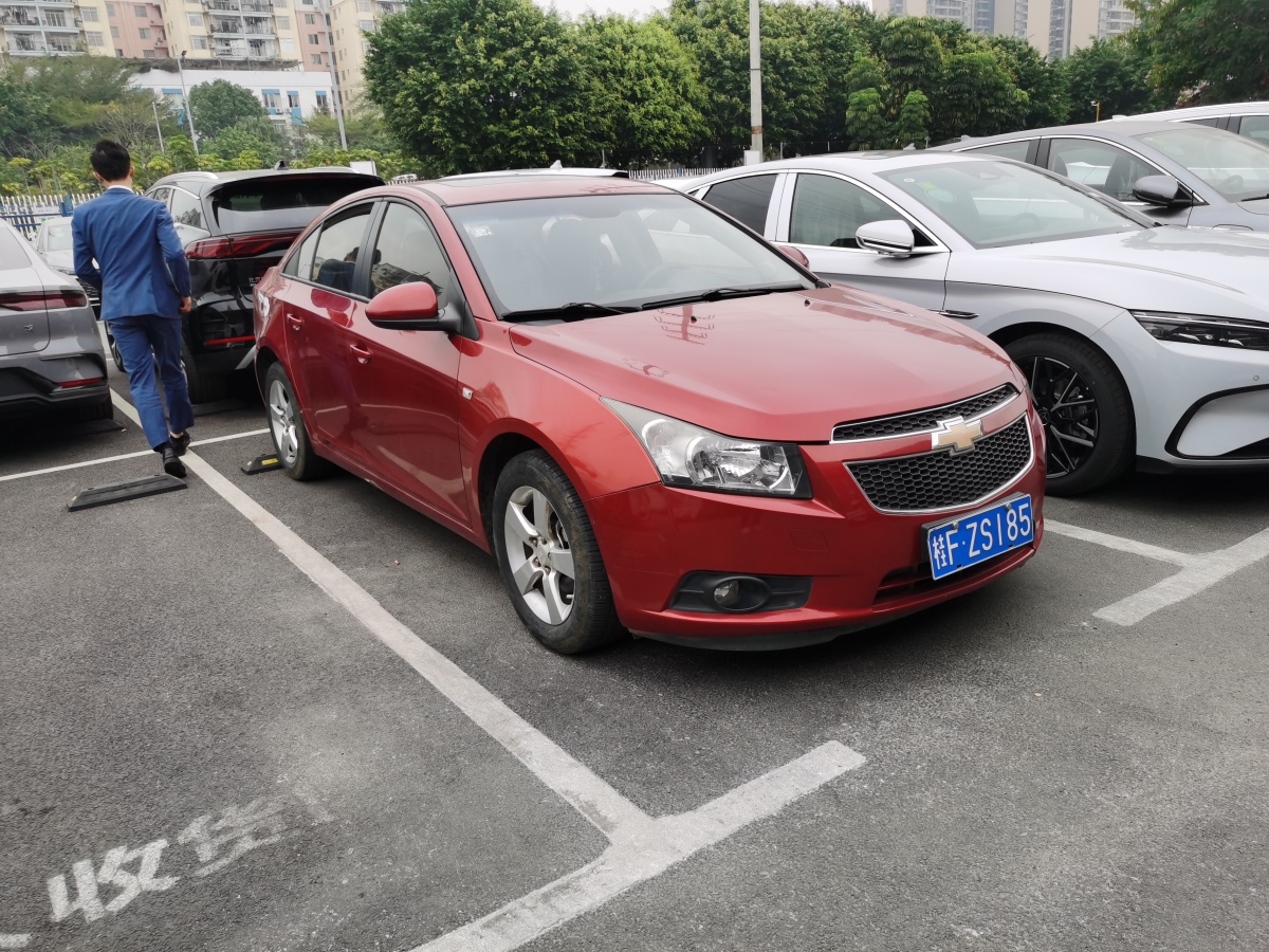 雪佛兰 科鲁兹  2011款 1.6L SE AT图片