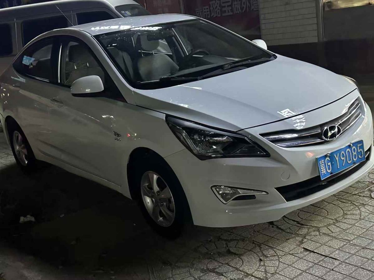 現(xiàn)代 瑞納  2016款 1.4L 自動(dòng)時(shí)尚型GS圖片