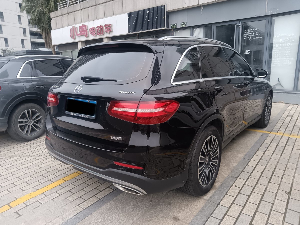 奔馳 奔馳GLC  2017款 GLC 260 4MATIC 動(dòng)感型圖片