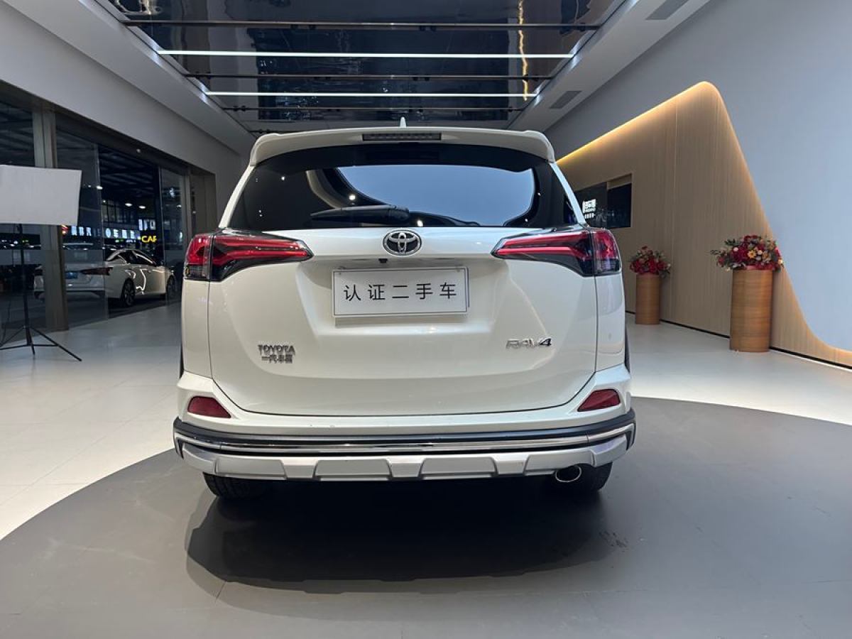 豐田 RAV4榮放  2019款 2.0L CVT兩驅(qū)風(fēng)尚X限量版 國VI圖片