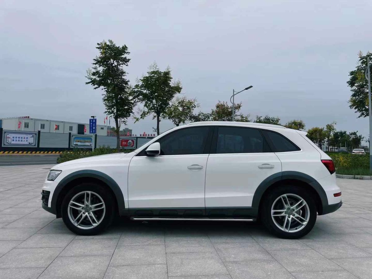 奧迪 奧迪Q5  2017款 Q5 2.0T FSI Premium Plus 美規(guī)版圖片