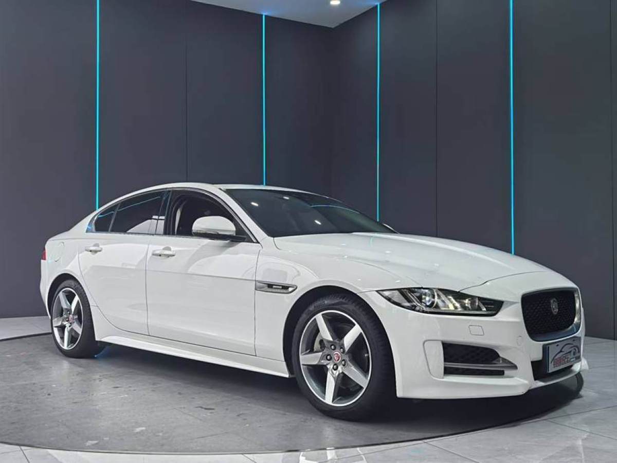 捷豹 XE  2015款 2.0T 200PS R-Sport圖片