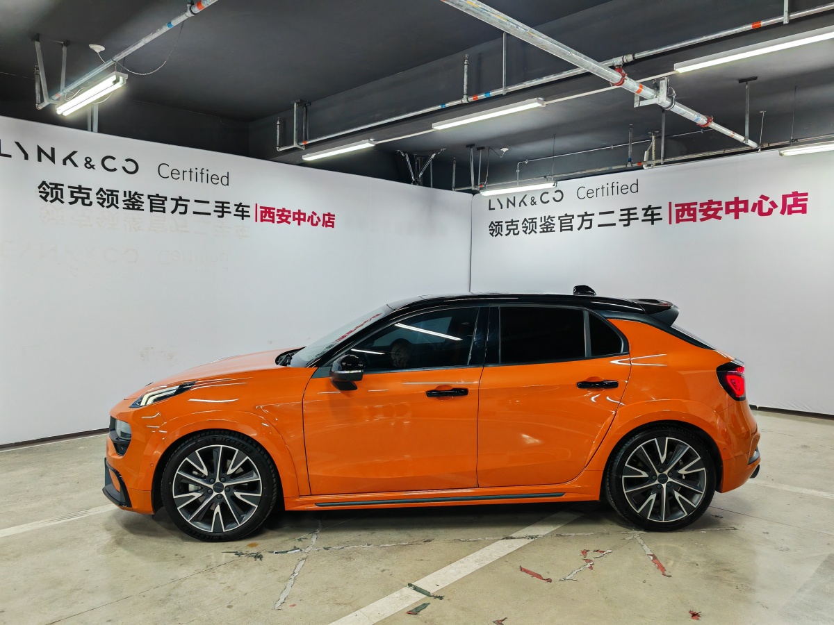 領(lǐng)克 領(lǐng)克02 Hatchback  2021款 2.0TD Halo 駕控套件版圖片