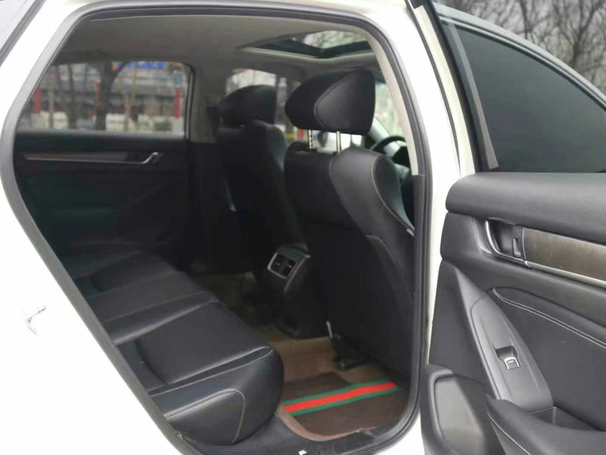本田 CR-V  2021款 銳?混動 2.0L 兩驅(qū)凈行版圖片
