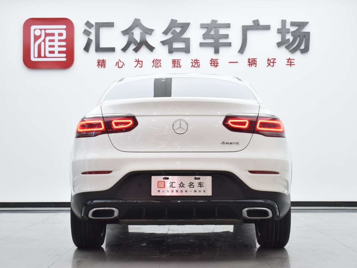 2022年6月奔馳 奔馳GLC  2022款 改款 GLC 260 4MATIC 轎跑SUV