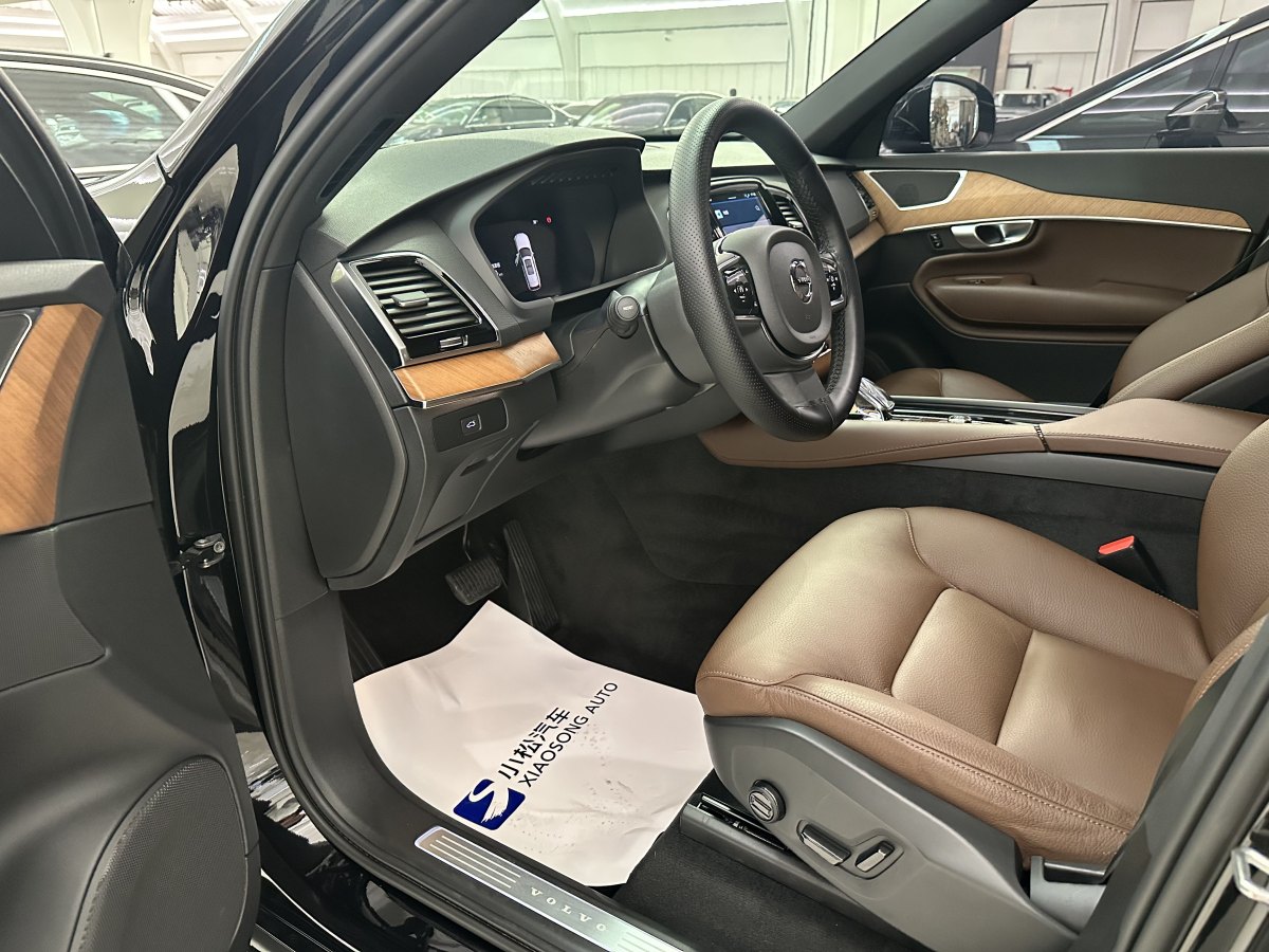 沃爾沃 XC90  2024款 B6 智逸豪華版 7座圖片