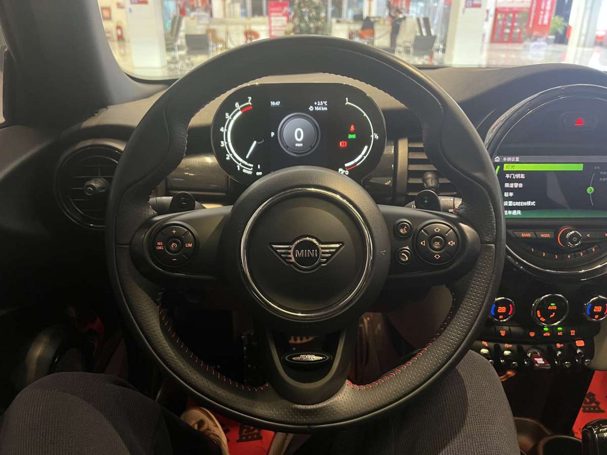 MINI MINI  2021款 2.0T COOPER S 經(jīng)典派圖片