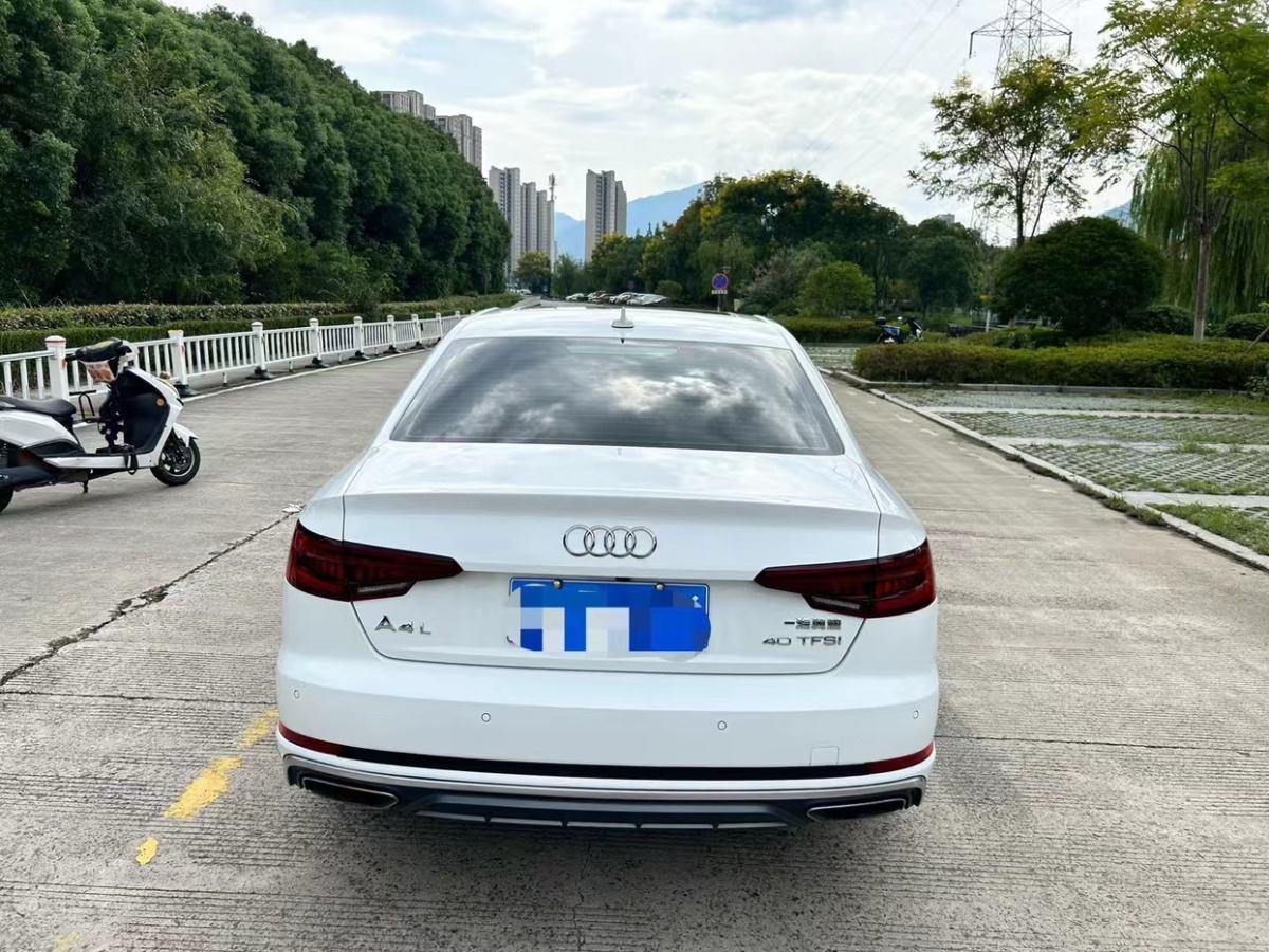 奧迪 奧迪A4L  2019款 40 TFSI 時(shí)尚型 國(guó)V圖片