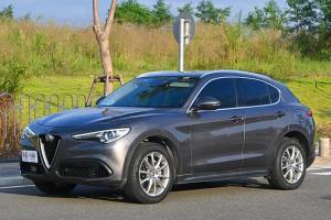 Stelvio 阿尔法·罗密欧 2.0T 200HP 豪华版