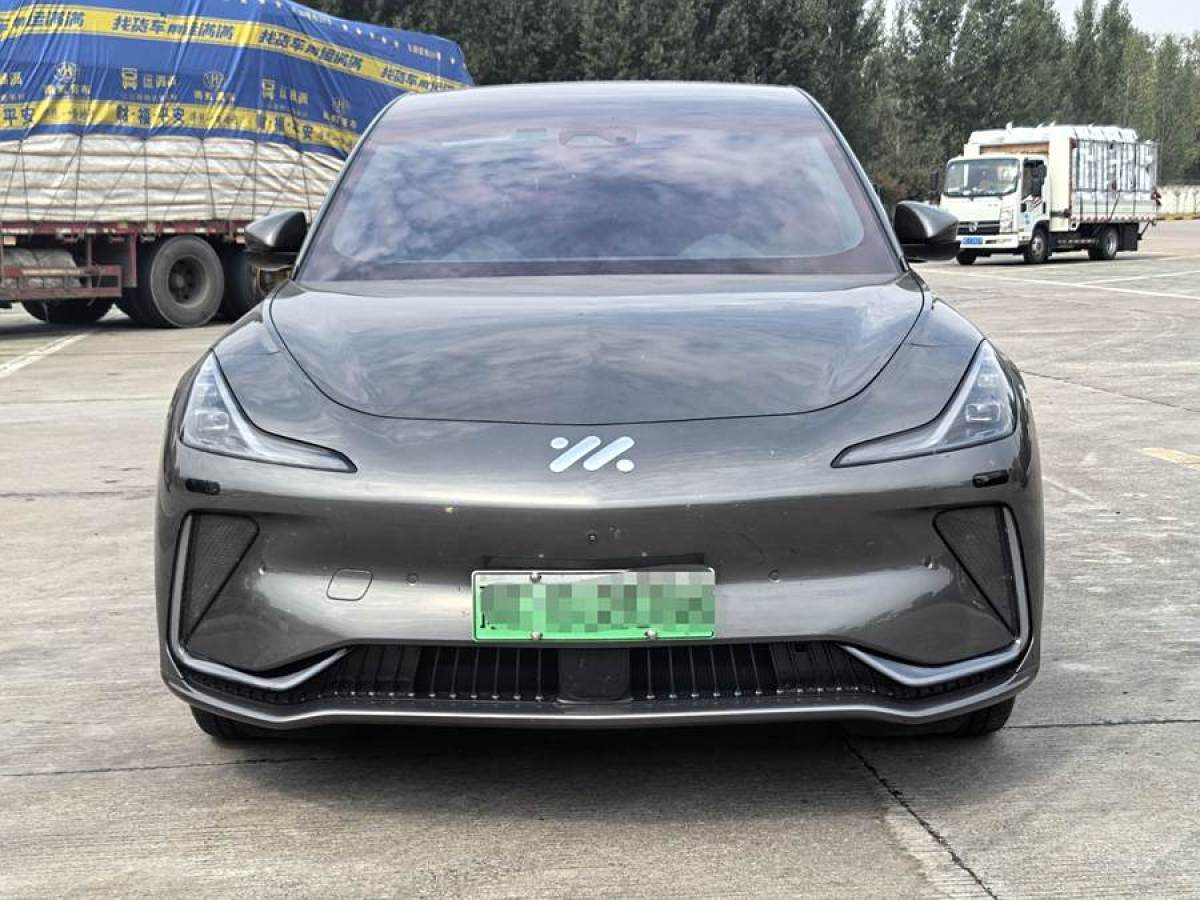 智己 智己LS7  2023款 100kWh Pro四驅(qū)版圖片