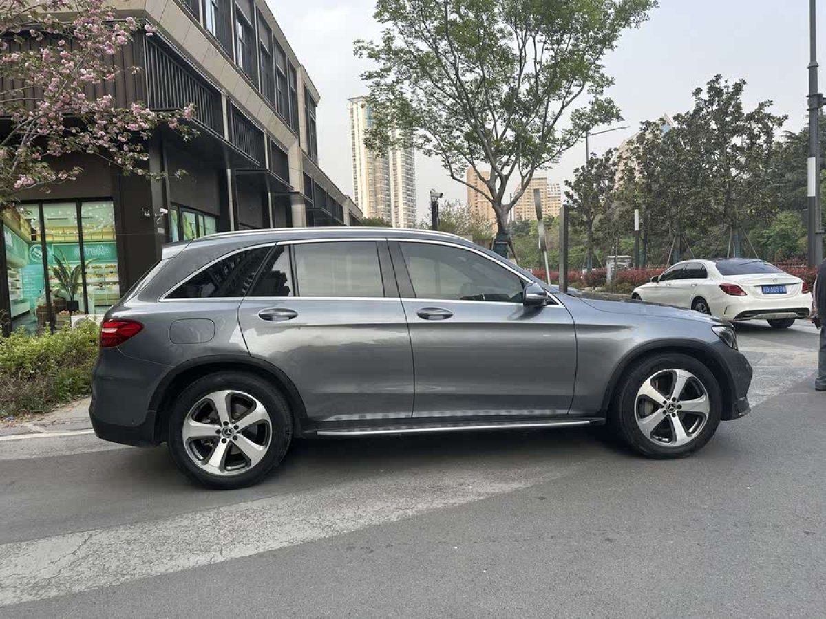 奔馳 奔馳GLC  2017款 GLC 260 4MATIC 豪華型圖片